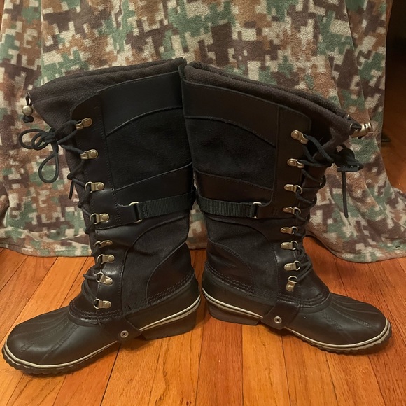 Sorel Conquest Carly nl2033-010 Black Leather Duck Boots size 9 - Picture 6 of 7